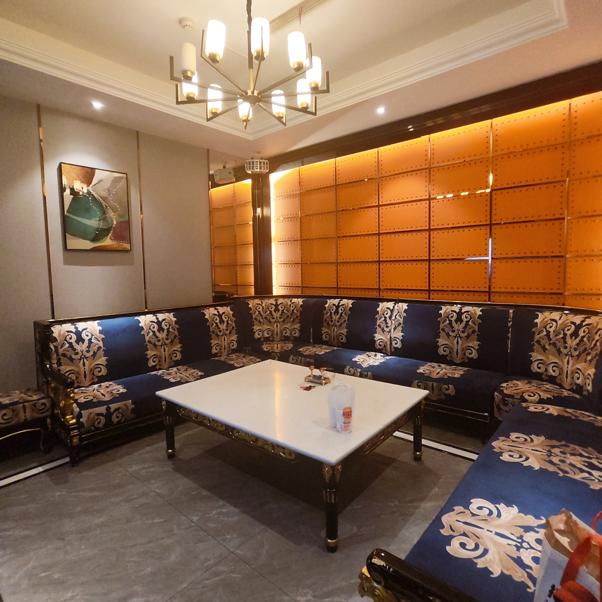 昭通商务KTV探索新模式-巧家县ktv预定